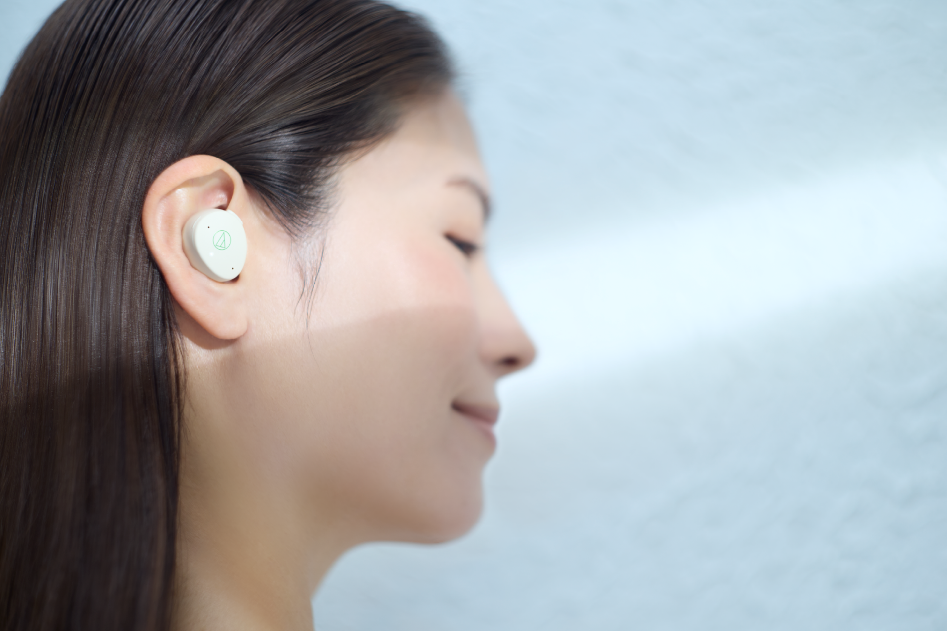 MIMIO ASSIST ONE｜聴こえをサポートするヒアリングアシストイヤホン